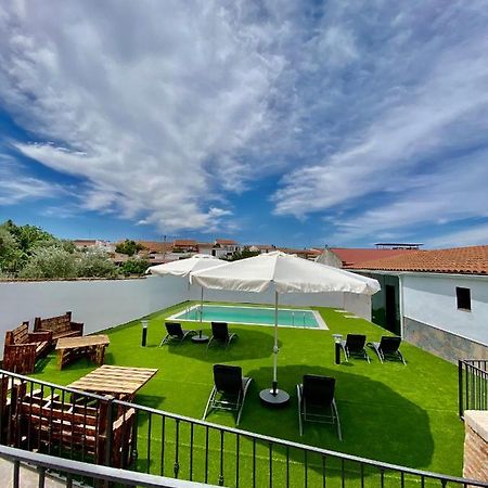 Complejo Rural Rincon Del Paraiso Valencia del Mombuey Екстер'єр фото