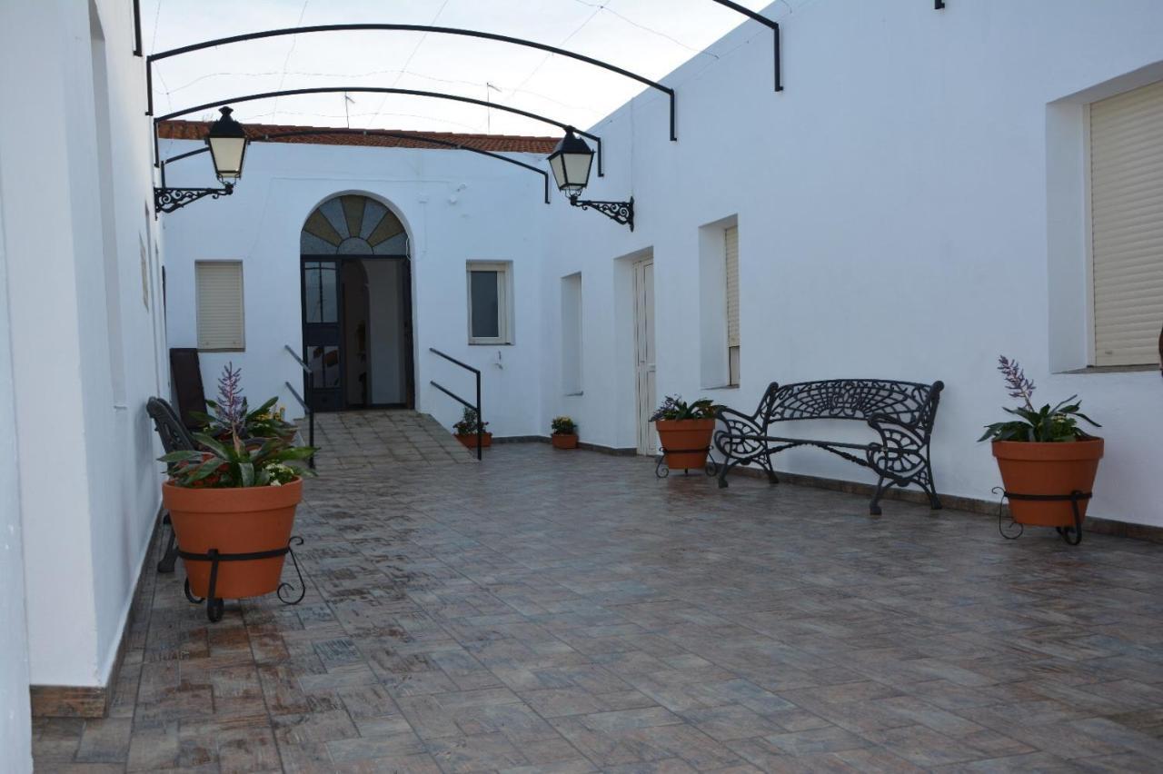 Complejo Rural Rincon Del Paraiso Valencia del Mombuey Екстер'єр фото